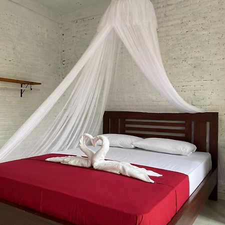 Alen'S Stay&Surf Airsatang Екстериор снимка